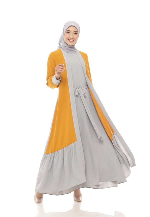 Dzellia-Firda Gamis