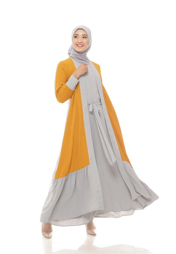 Dzellia-Firda Gamis